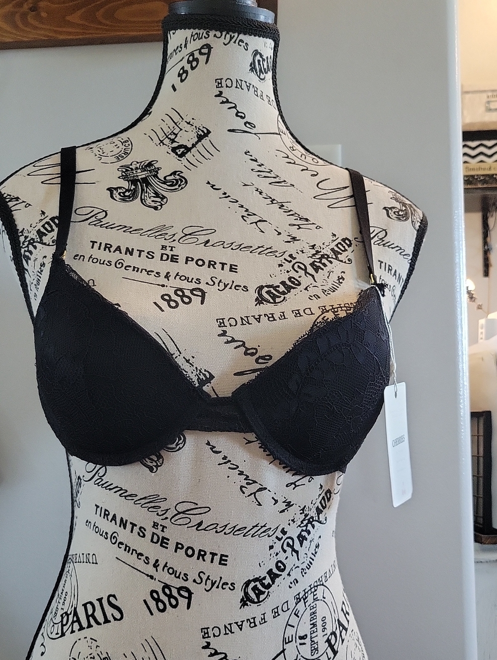 Cherries Women's Black Lace Bra 34A